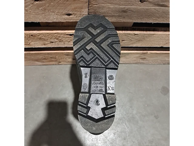 (ns materiaal) 8x werkschoenen/laarzen - afbeelding 3 van  26