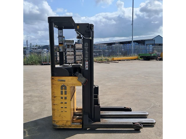 (ns materiaal) elektrische reachtruck , atlet, a/atf/100dtfvjn400, 2006 - afbeelding 5 van  16