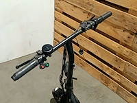 (ns materiaal) elektrische vouw scooter - afbeelding 4 van  8