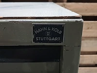 (ns materiaal) grote gereedschapsmicroscoop en ladekast, hahn & kolb, incl. inhoud - afbeelding 10 van  21