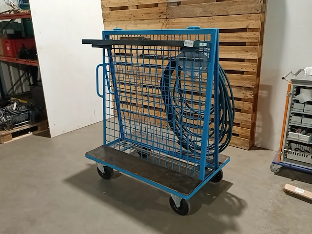 (ns materiaal) magazijn platenwagen - afbeelding 1 van  8