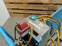 (ns materiaal) mobiele acculader - afbeelding 6 van  6
