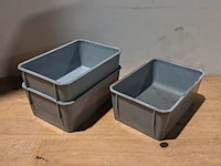 (ns materiaal) partij inzetbakjes, rako, incl. bak met plastic clips - afbeelding 1 van  11