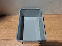 (ns materiaal) partij inzetbakjes, rako, incl. bak met plastic clips - afbeelding 6 van  11