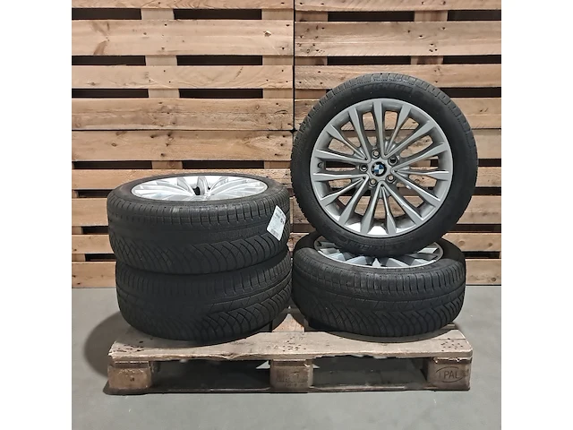 (ns materiaal) set winterbanden, michelin, pilot alpine pa4, incl. velgen, bmw - afbeelding 1 van  11