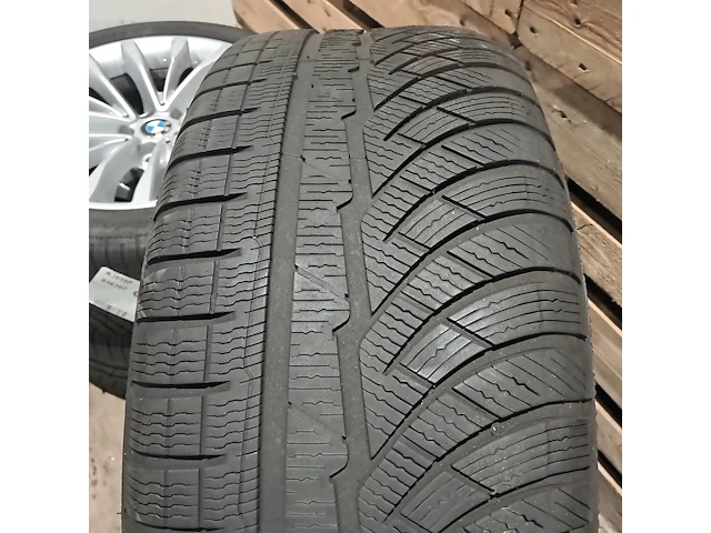 (ns materiaal) set winterbanden, michelin, pilot alpine pa4, incl. velgen, bmw - afbeelding 11 van  11