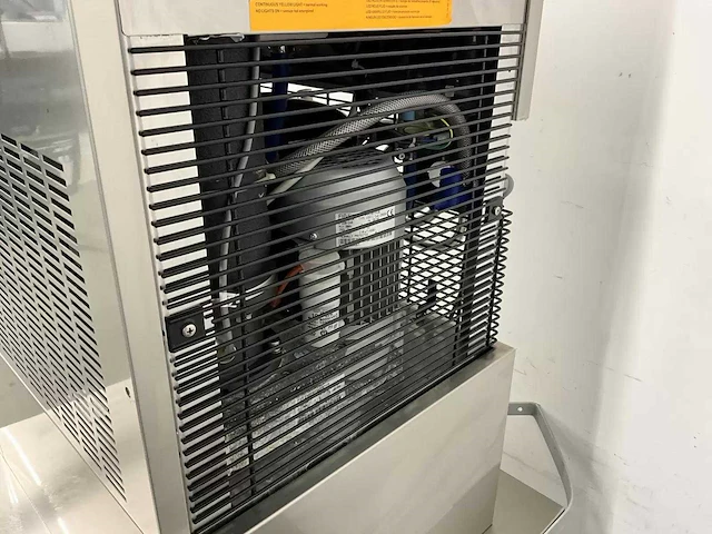 Ntf - gm 550a-q - ijsblokjesmachine met verrijdbare bunker - afbeelding 16 van  19