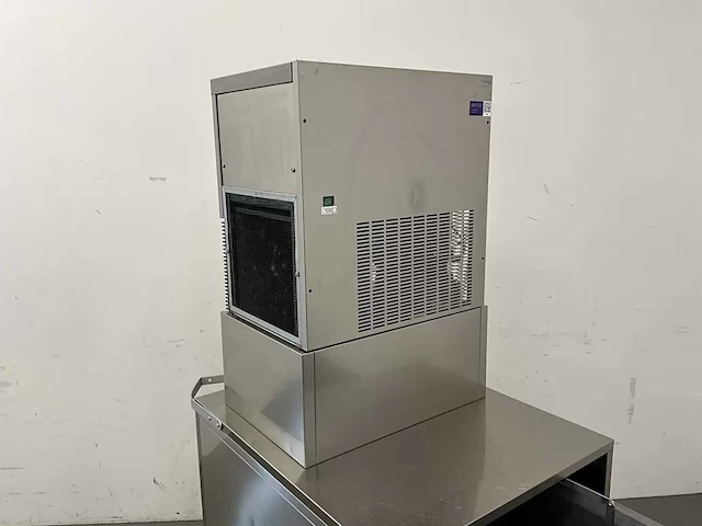 Ntf - gm 550a-q - ijsblokjesmachine met verrijdbare bunker - afbeelding 2 van  19