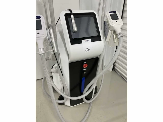 Nubway nbw-is4 electro magnetisch body sculpting werkstation - afbeelding 11 van  12
