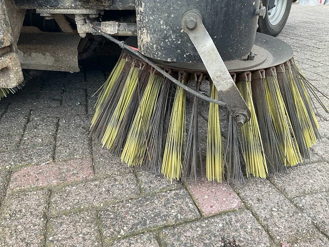 Nuchter citycat 2020 zelfrijdende veegmachine - afbeelding 14 van  20