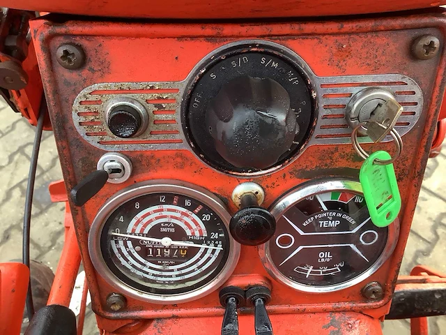 Nuffield - 10/60 - oldtimer tractor - afbeelding 6 van  17