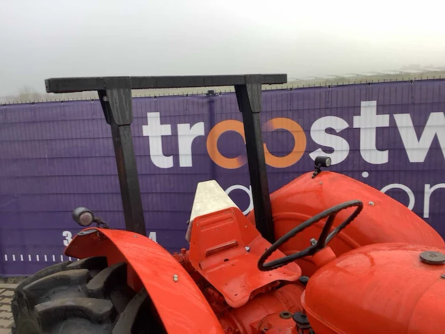 Nuffield - 10/60 - oldtimer tractor - afbeelding 13 van  17