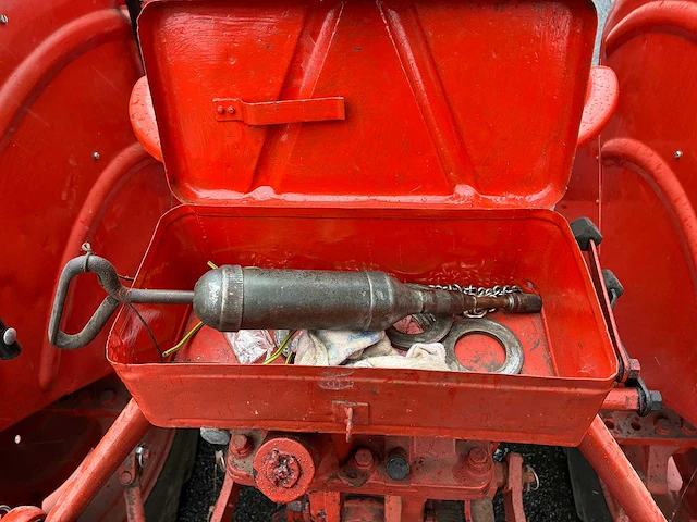 Nuffield - 4dm universal four - vintage tractor - 1957 - afbeelding 10 van  12