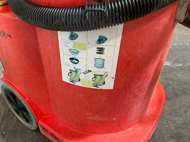 Numatic 1600dh industriële stofzuiger - afbeelding 4 van  6