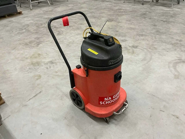Numatic industriële stofzuiger - afbeelding 2 van  2
