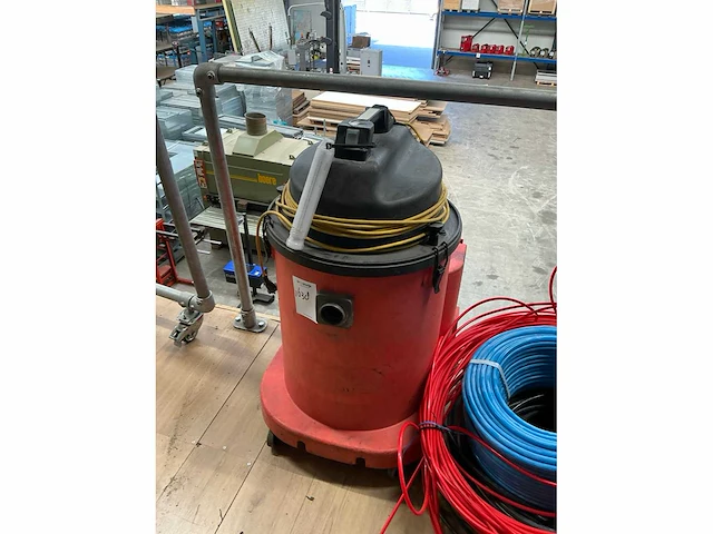 Numatic industriële stofzuiger - afbeelding 2 van  5