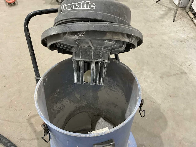 Numatic stofzuiger - afbeelding 5 van  7