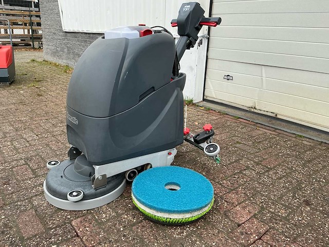 Numatic tgb3045/55 schrob-zuigmachine - afbeelding 1 van  21