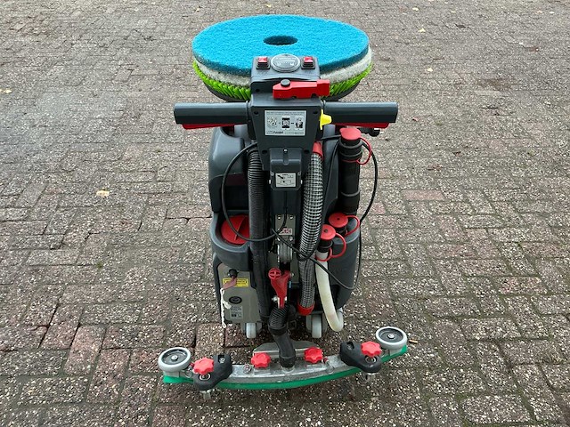 Numatic tgb3045/55 schrob-zuigmachine - afbeelding 19 van  21