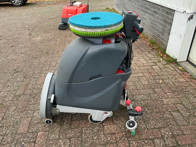 Numatic tgb3045/55 schrob-zuigmachine - afbeelding 21 van  21