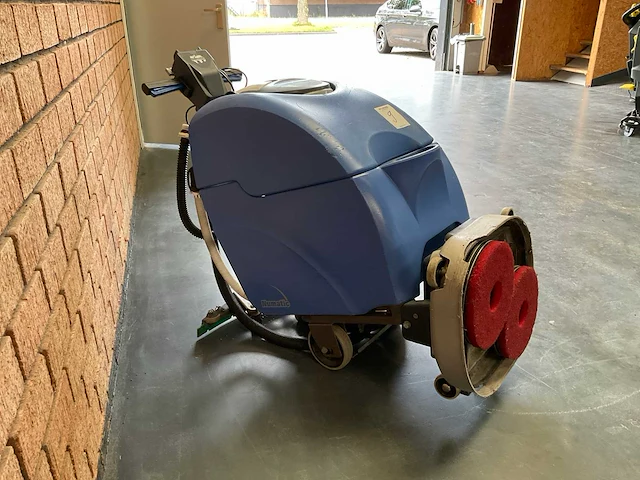 Numatic ttb 4552/100s vloerreiniger - afbeelding 8 van  14