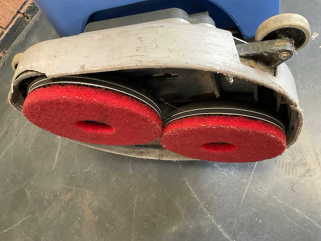 Numatic ttb 4552/100s vloerreiniger - afbeelding 11 van  14