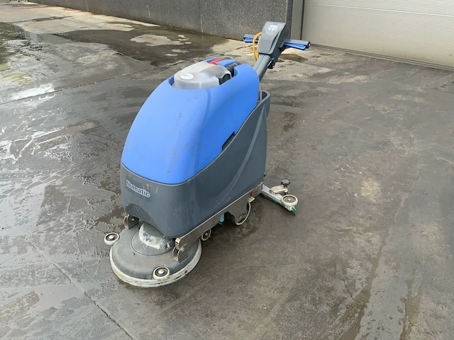 Numatic ttb4045/100 schrob-zuigmachine - afbeelding 3 van  6