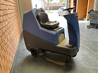 Numatic ttv 678/300t zelfrijdende vloerreiniger - afbeelding 6 van  11