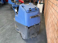 Numatic ttv 678/300t zelfrijdende vloerreiniger - afbeelding 9 van  11