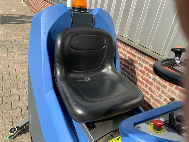 Numatic ttv678/300t zelfrijdende schrobmachine - afbeelding 14 van  20
