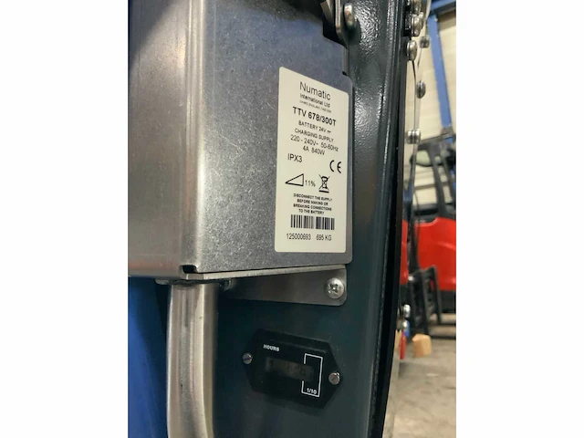 Numatic ttv678/300t zelfrijdende schrobmachine - afbeelding 9 van  20