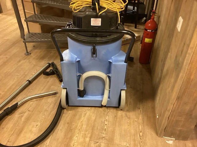 Numatic waterstofzuiger - afbeelding 7 van  7