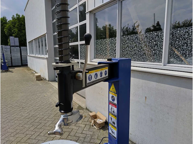 Nurnberg - 40551000 - banden de-en montageapparaat - afbeelding 4 van  18