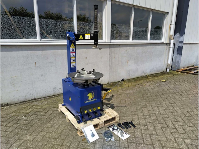 Nurnberg - 40551000 - banden de-en montageapparaat - afbeelding 1 van  18