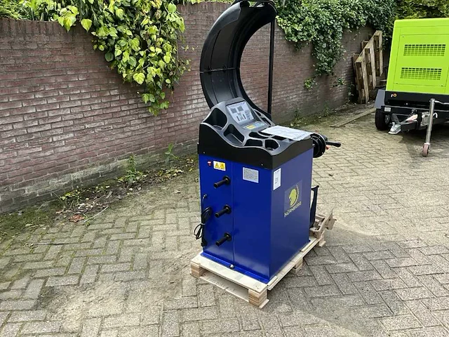 Nürnberg - wheel balancer 2020-b - banden balanceerapparaat - afbeelding 3 van  6