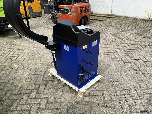 Nürnberg - wheel balancer 2020-b - banden balanceerapparaat - afbeelding 4 van  6