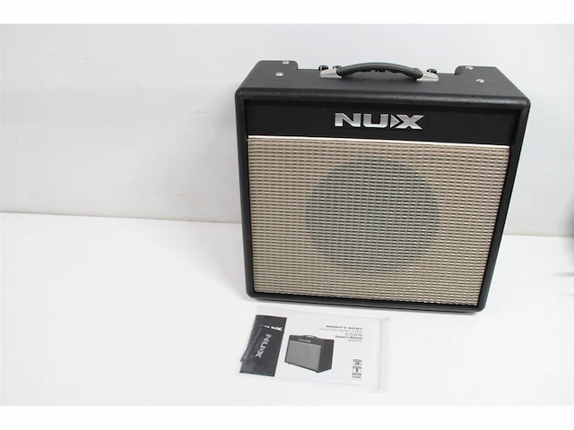 Nux mighty40bt digitale 40 watt gitaarversterker met bluetooth - afbeelding 3 van  3