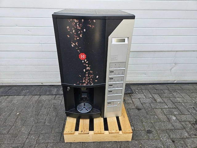 N&w - 7100 maxi - koffiemachine - afbeelding 1 van  5