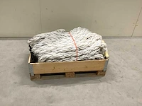 Nylon rekkertouw. circa 80mm. circa 25m. - afbeelding 2 van  3