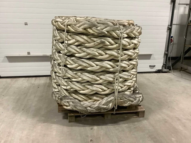 Nylon tros circa 100 meter 120mm - afbeelding 1 van  3