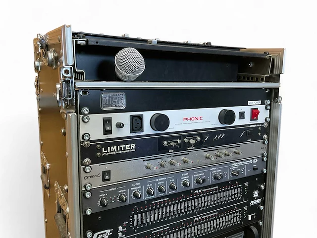 O.a. dynacord dj gear in flightcase - afbeelding 4 van  6