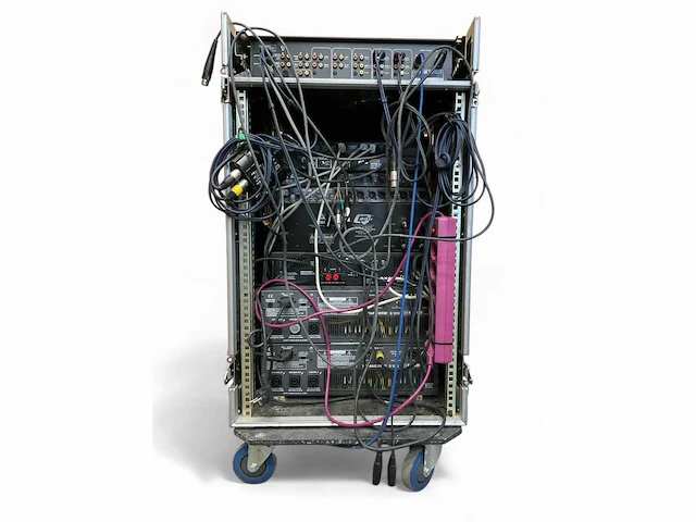 O.a. dynacord dj gear in flightcase - afbeelding 6 van  6