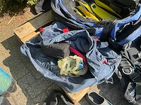 O.a. mares partij duikuitrusting en flessen - afbeelding 13 van  15