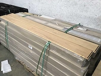 Oak bevelled - laminaat (40x) - afbeelding 1 van  5
