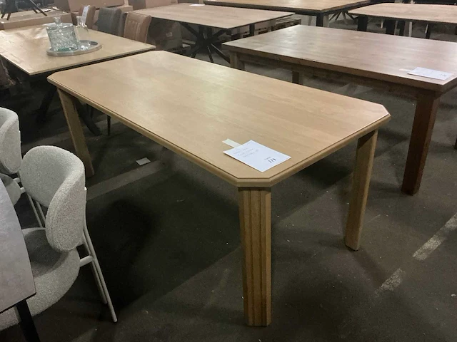 Oak eetkamertafel - afbeelding 1 van  4