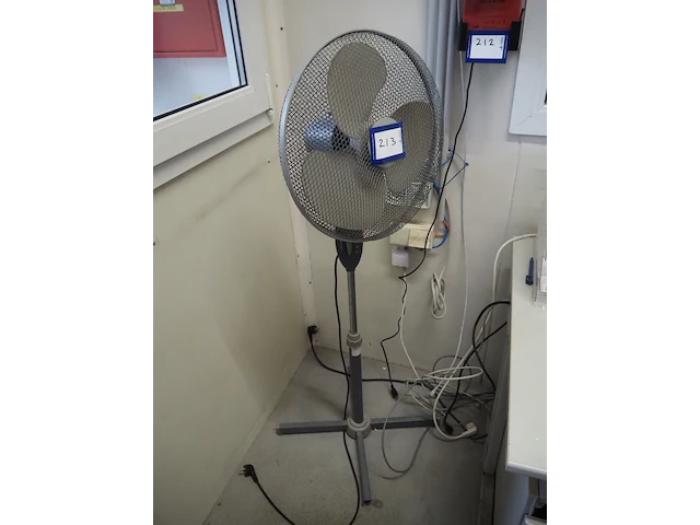 Obi merchandise center gmbh - afbeelding 1 van  4