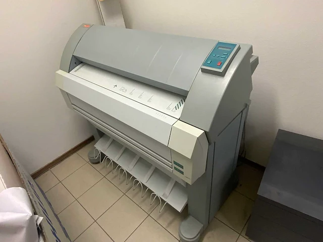 Oce - tds450 - grootformaat printer opstelling - afbeelding 2 van  9