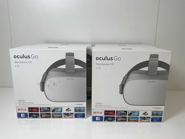 Oculus (315-00745-03) standalone virtual reality-headsets (4x) - afbeelding 1 van  10