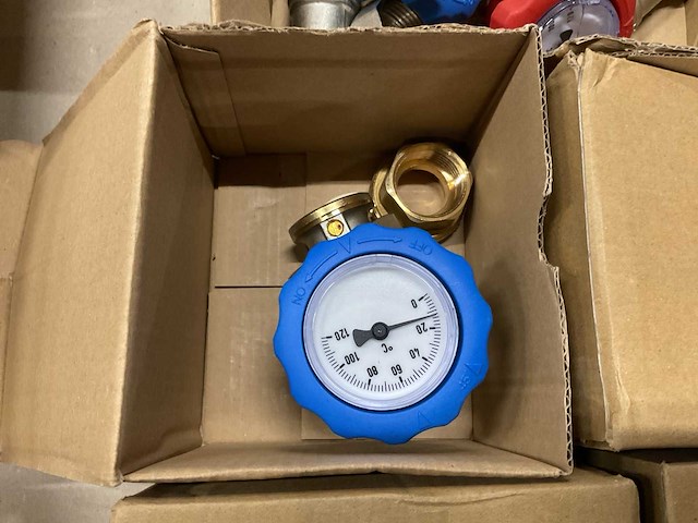 Oeg partij pompgroep armaturen - afbeelding 4 van  7