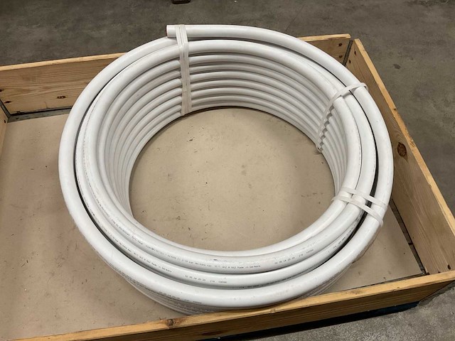 Oeg silvertec pro 32x3.0 rol meerlagenbuis - afbeelding 1 van  2